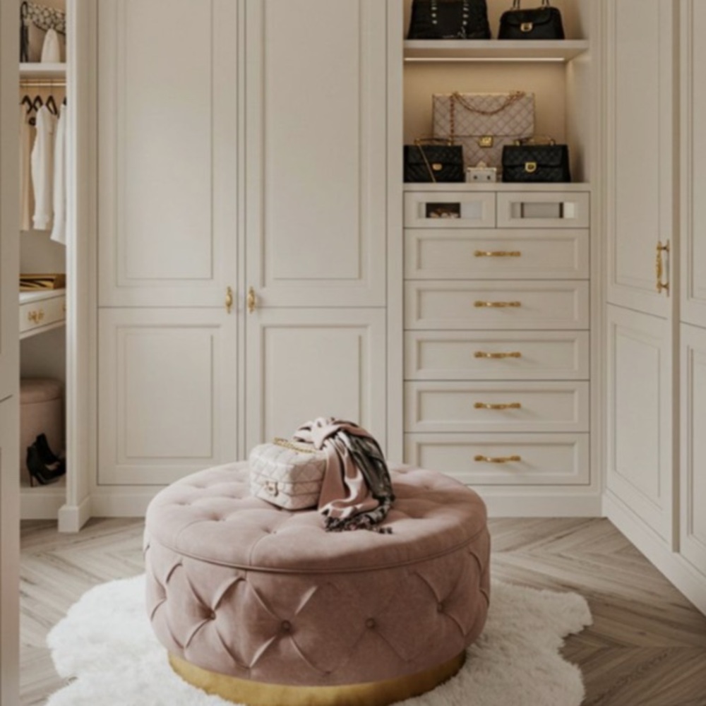 Welcome to my closet!!!